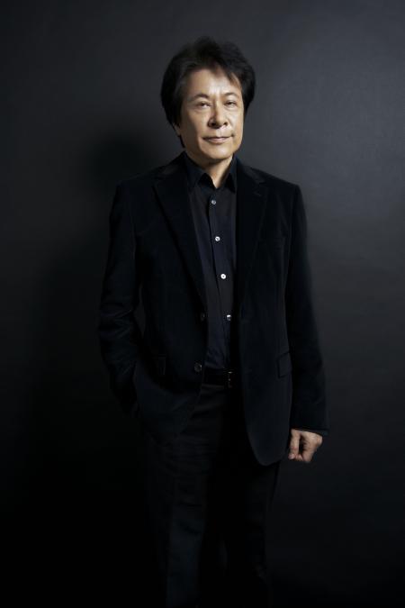 鹿賀丈史　（撮影：吉田タカユキ）