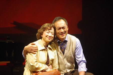 舞台『ホロヴィッツとの対話』より。和久井映見と渡辺謙