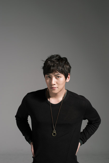 「5th 日韓友情フェスタ 2013」に出演するチ・チャンウク