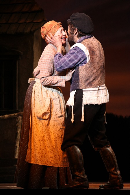 ミュージカル『屋根の上のヴァイオリン弾き』