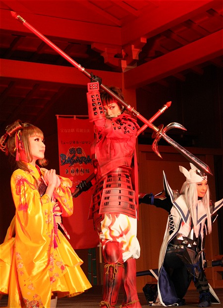 宝塚歌劇団 花組 戦国BASARA 舞台写真 2L 14枚 明日海りお 再現率の高い衣裳にも注目！ 人気ゲーム『戦国BASARA』を宝塚が