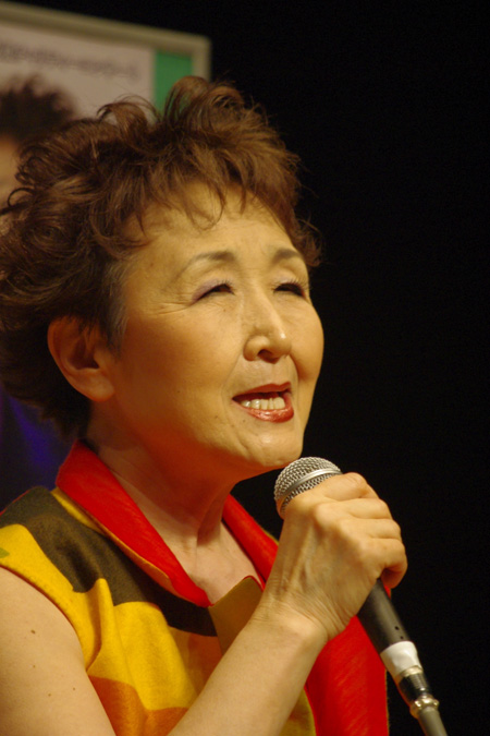 加藤登紀子