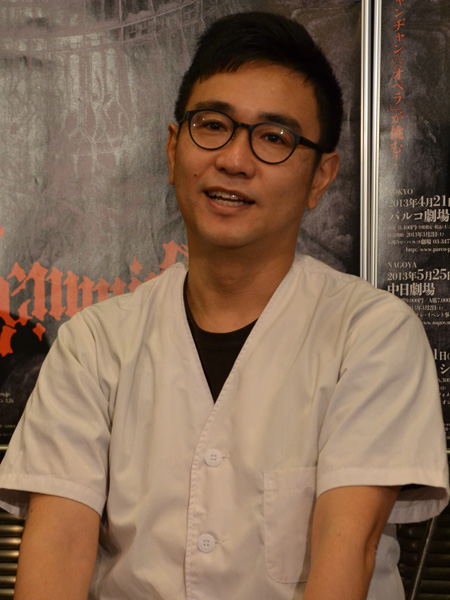 八嶋智人