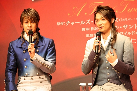 左から、浦井健治、井上芳雄