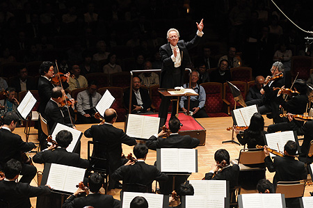 ユーリ・テミルカーノフ　(c)読売日本交響楽団　撮影:浦野俊之