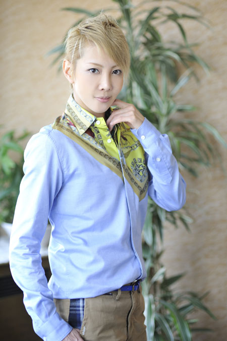 柚希礼音　撮影：奥村達也