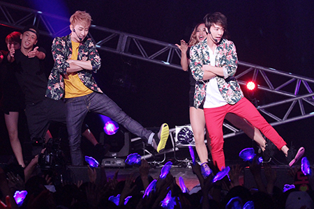SUPER JUNIORドンへ＆ウニョク、CD発売記念イベント “キス音”に