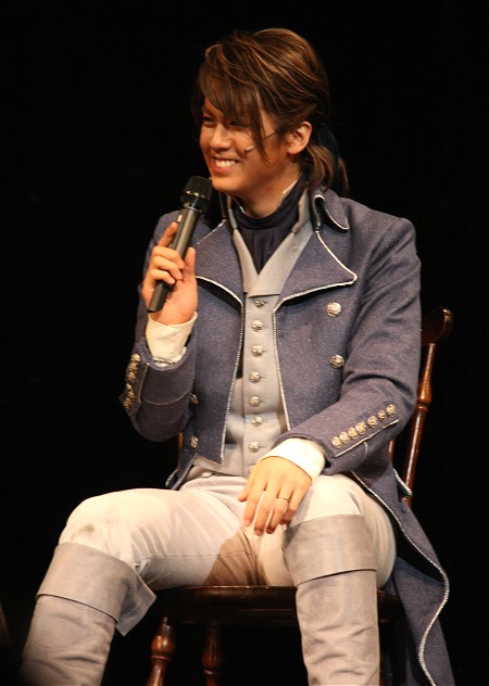 浦井健治