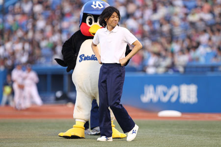 COWCOWの「あたりまえ始球式」