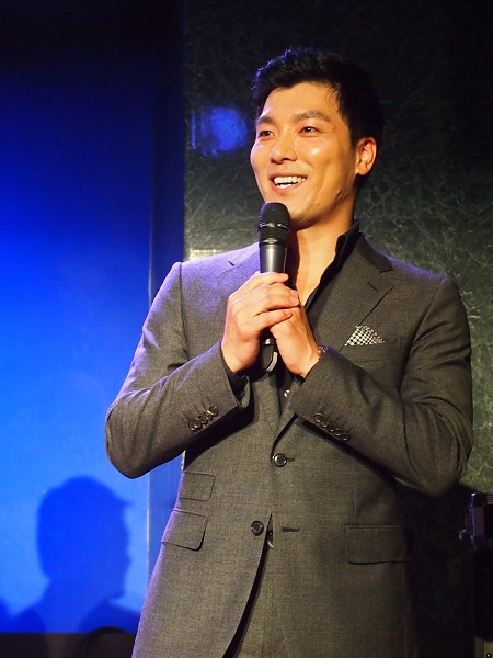 ヤン・ジュンモ