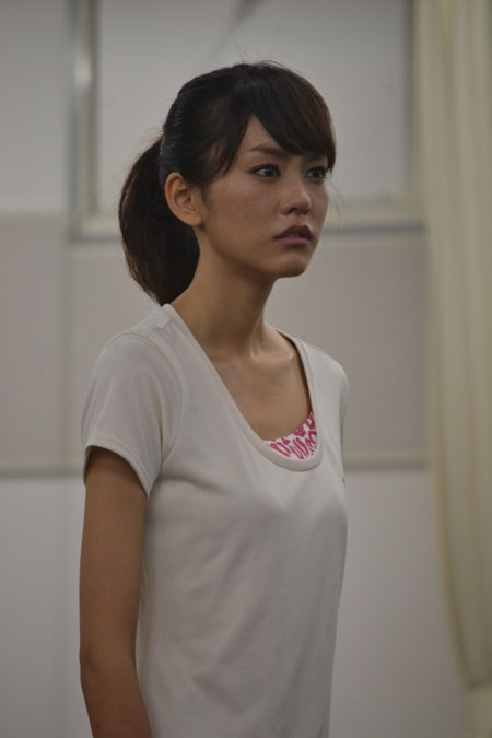 『飛龍伝21～殺戮の秋～』稽古場より。桐谷美玲