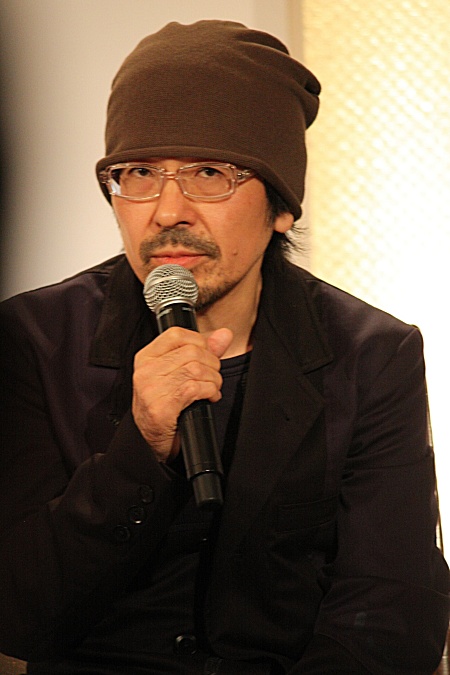 古川日出男