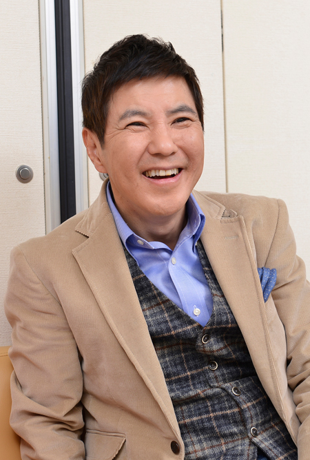 関根勤　　撮影：源 賀津己