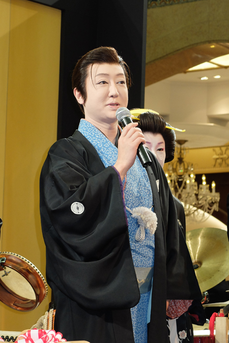 市川春猿