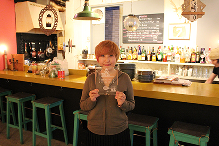 「curry bar nidomi」店長のaroaさん