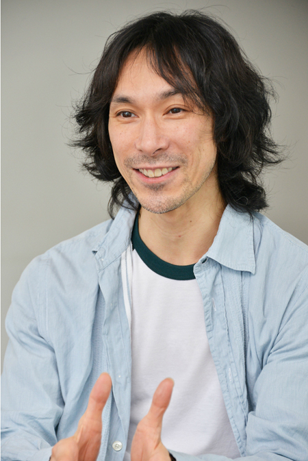 首藤康之　　撮影：源 賀津己
