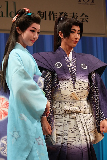 宝塚が誇るトリデンテ」、雪組自信の2本立て！ | チケットぴあ[演劇