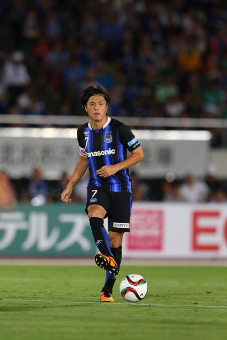 鹿島・小笠原×G大阪・遠藤、稀代のMFが鍵を握る | チケットぴあ