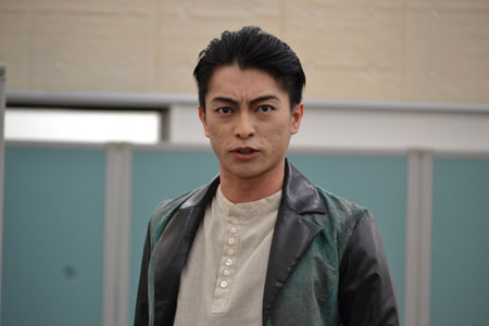 遠藤雄弥