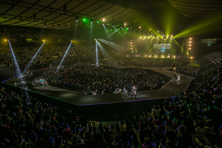「超特急 CHRISTMAS ONEMAN LIVE Fantasy Love Train～君の元までつながるRail～」