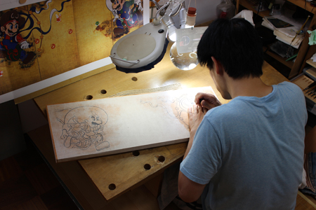 「スーパーマリオ30周年　マリオ＆ルイージ図屏風木版画」制作工程の様子 (C) Nintendo, 作 山本太郎　 2015年