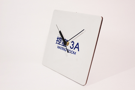 横アリ控室時計