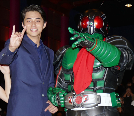 東出昌大 仮面ライダーに スゴっ と興奮 チケットぴあ 映画 舞台挨拶