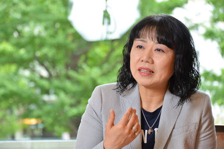 藤山直美が贈る人の機微を描いた庶民の芝居 | チケットぴあ[演劇 演劇]