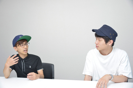 左から、谷川正憲、加藤拓也