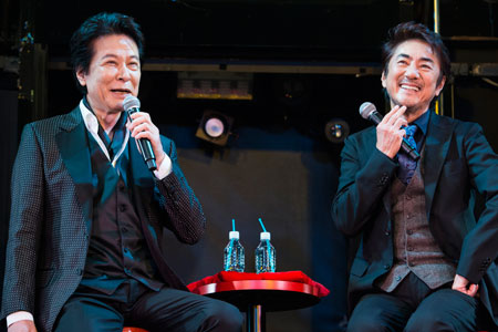 （左から）鹿賀丈史、市村正親　撮影：川野結李歌