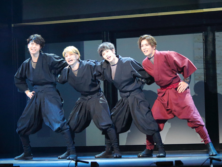 SHOW HOUSE 「GEM CLUBII」公開ゲネプロより　撮影:中川實穂