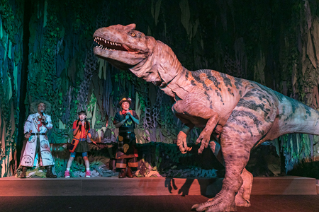 「世界一受けたい授業 THE LIVE 恐竜に会える夏！」会見の模様