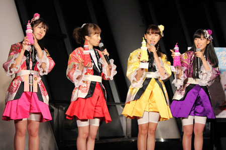 (画像左から）佐々木彩夏、百田夏菜子、玉井詩織、高城れに