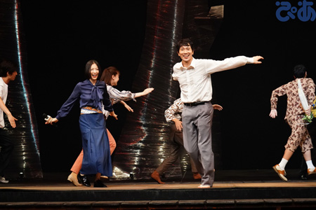 左から　松雪泰子、佐々木蔵之介