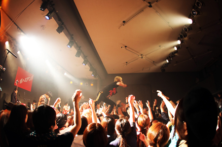 THE BOHEMIANS ツアーファイナル　山形公演の模様