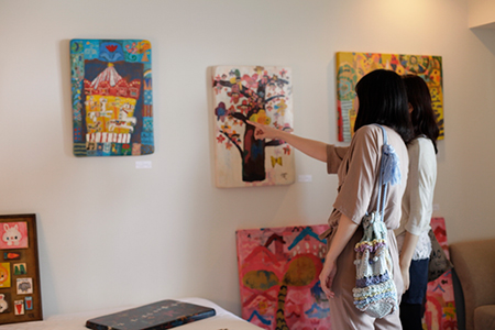 神戸アートマルシェ過去の展示の様子