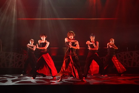 DIAMOND☆DOGS DVD ミュージカル BLUE & RED 東山義久 東山義久「D☆Dでの活動が僕を形作っている」 | チケットぴあ[演劇