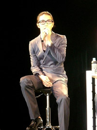 キム・ジェウク　記者会見