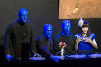 『BLUE MAN GROUP IN TOKYO』開幕1周年