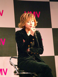 川村カオリ