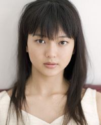 コメントを寄せた多部未華子