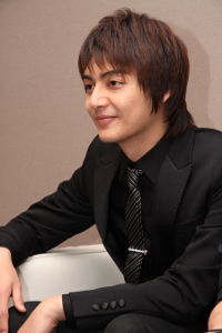 キム・ジュン