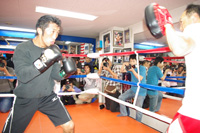 公開練習中の内藤大助