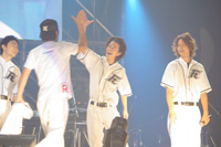 (左から)尾上寛之、桐谷健太、佐藤健、五十嵐隼士