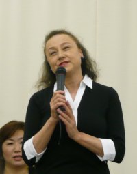 諏訪マリー