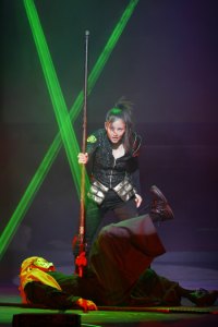 黒木メイサ主演「女信長」が開幕