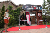 「稲川淳二の棺桶劇場」オープニングイベントに駆けつけた稲川淳二