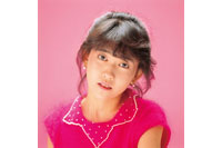 お宝作品がいっぱい詰まった、結婚16年目の松本伊代が