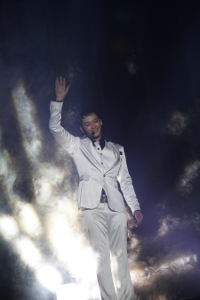 RAIN、さいたまスーパーアリーナのステージ写真　撮影：J.TUNE