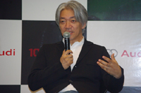 坂本龍一